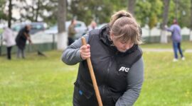 «Сделаем поселок Чистым сами!». Масштабный субботник в г.п. Красная Слобода объединил порядка 300 человек