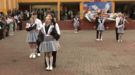 Прощай, родная школа! Праздник последнего звонка в средней школе №11. Фоторепортаж