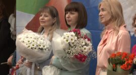 Прощай, родная школа! Праздник последнего звонка в средней школе №11. Фоторепортаж