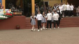 Прощай, родная школа! Праздник последнего звонка в средней школе №11. Фоторепортаж
