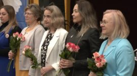 Прощай, родная школа! Праздник последнего звонка в средней школе №11. Фоторепортаж