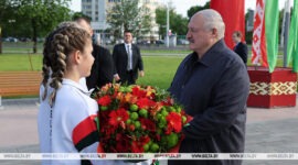 Лукашенко прибыл на церемонию открытия Национального футбольного стадиона