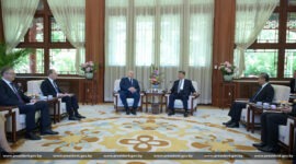 Президент Беларуси Александр Лукашенко и Председатель Китайской Народной Республики Си Цзиньпин проводят встречу в Пекине