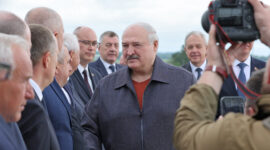 Президент Беларуси Александр Лукашенко 17 июня собрал выездной семинар-совещание по сельскому хозяйству в Минском районе