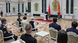 Церемония награждения выпускников и преподавателей учреждений высшего образования