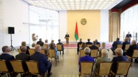 "Фундамент, на котором держится страна". Турчин вручил госнаграды представителям различных сфер