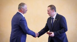 "Фундамент, на котором держится страна". Турчин вручил госнаграды представителям различных сфер