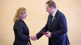 "Фундамент, на котором держится страна". Турчин вручил госнаграды представителям различных сфер