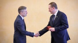 "Фундамент, на котором держится страна". Турчин вручил госнаграды представителям различных сфер