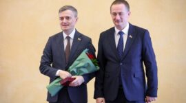 "Фундамент, на котором держится страна". Турчин вручил госнаграды представителям различных сфер