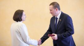 "Фундамент, на котором держится страна". Турчин вручил госнаграды представителям различных сфер