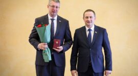 "Фундамент, на котором держится страна". Турчин вручил госнаграды представителям различных сфер