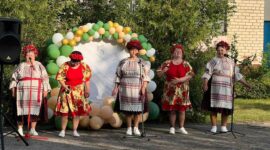 У бабушки в деревне! В д. Драчева состоялся праздник для детей с ШОУ мыльных пузырей и мастер-классами