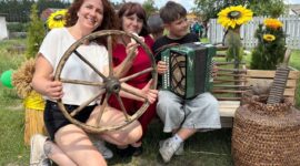 У бабушки в деревне! В д. Драчева состоялся праздник для детей с ШОУ мыльных пузырей и мастер-классами