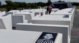 Участники V Форума медийного сообщества Беларуси возложили цветы к мемориалу «Детям — жертвам войны»