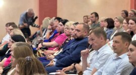 Как работает экономика Беларуси изнутри? Участники V Форума медийного сообщества Беларуси посещают предприятия Гомельской области