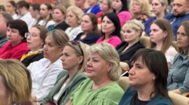 Информацию всегда нужно проверять: Андрей Лазуткин, редактор отдела аналитических программ ЗАО «Столичное телевидение»