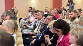 Как работает экономика Беларуси изнутри? Участники V Форума медийного сообщества Беларуси посещают предприятия Гомельской области