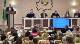 Как работает экономика Беларуси изнутри? Участники V Форума медийного сообщества Беларуси посещают предприятия Гомельской области