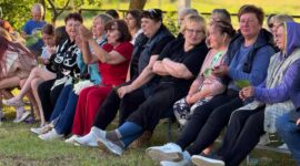 У бабушки в деревне! В д. Драчева состоялся праздник для детей с ШОУ мыльных пузырей и мастер-классами