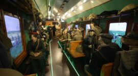 Передвижной музей "Поезд Победы" прибыл в Беларусь и первую остановку сделал в Бресте
