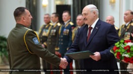 Александр Лукашенко принял участие в церемонии чествования выпускников высших военных учебных заведений и высшего офицерского состава