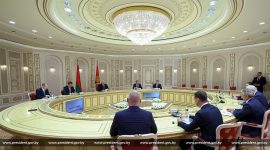 Александр Лукашенко встретился с губернатором Тюменской области России Александром Моором