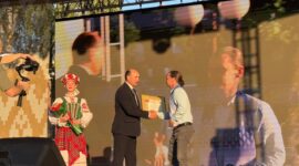 Глава района Анатолий Лодыга наградил лучших тружеников Солигорщины