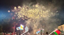 Культурно-патриотическая акция "Споем гимн вместе" и праздничный салют в Солигорске