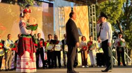 Глава района Анатолий Лодыга наградил лучших тружеников Солигорщины