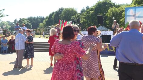 Солигорск - танцующий город. Танцевальная программа в Парке Четырех стихий