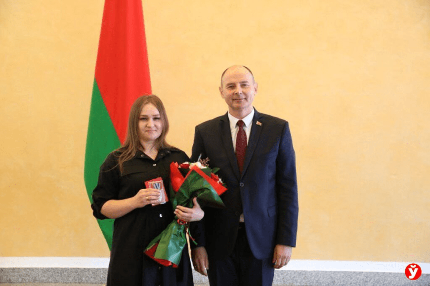Сегодня 21 многодетная мама Минщины награждена орденом Матери, среди женщин – шесть солигорчанок