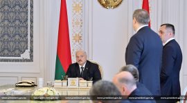 Александр Лукашенко собрал совещание о развитии биофармацевтики
