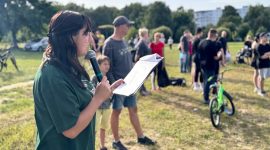 Заплыв на чем попало! Конкурс в рамках празднования дня города стартовал на детском пляже