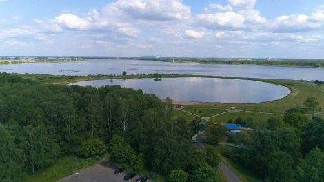 На Детском пляже в Солигорске ограничено купание детей. Что говорят эпидемиологи?