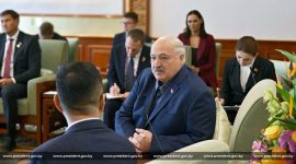 Лукашенко в Пекине провел серию встреч с представителями бизнес-кругов Китая