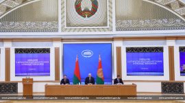 Президент собрал совещание с аппаратом Национального банка и руководством банков