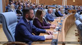 Президент собрал совещание с аппаратом Национального банка и руководством банков