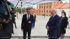 Президент Беларуси в преддверии Дня города ознакомился с благоустройством Минска и посетил реконструированный комплекс "Лошицкий"