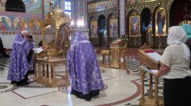 Ковчежец с мощами Николая Чудотворца прибыл в кафедральный собор Солигорска