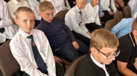 "В школу с Добрым сердцем" - сотрудники милиции и представители БРСМ с подарками посетили сельские школы