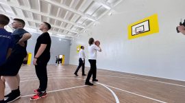 Анатолий Лодыга посетил первый урок физкультуры в средней школе №3