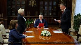 Президент Беларуси Александр Лукашенко 13 октября рассмотрел кадровые вопросы