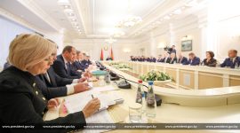 Александр Лукашенко собрал совещание о проектах прогнозных документов на 2026 год