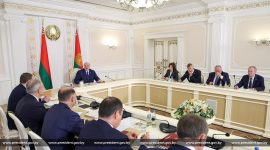 Александр Лукашенко собрал совещание о проектах прогнозных документов на 2026 год