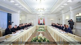 Александр Лукашенко провел совещание с руководством Совета Министров