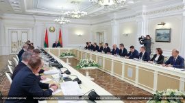 Александр Лукашенко провел совещание с руководством Совета Министров