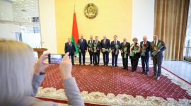 Александр Турчин вручил госнаграды представителям различных сфер