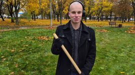 Молодежь вышла на субботник! Работы ведутся в парке Четырех стихий