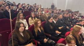 Сегодня в Заславле молодые специалисты встретились с губернатором Минской области Алексеем Кушнаренко. Солигорская делегация – в числе участников